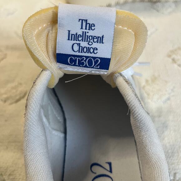 New Balance Men’s Size 6 Women’s Size 7.5 CT302OA White Cream Chunky Dad Sneaker - Picture 6 of 8